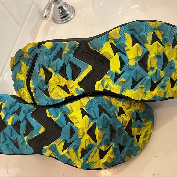 Gently used Hoka Torrent 2 - Picture 4 of 5